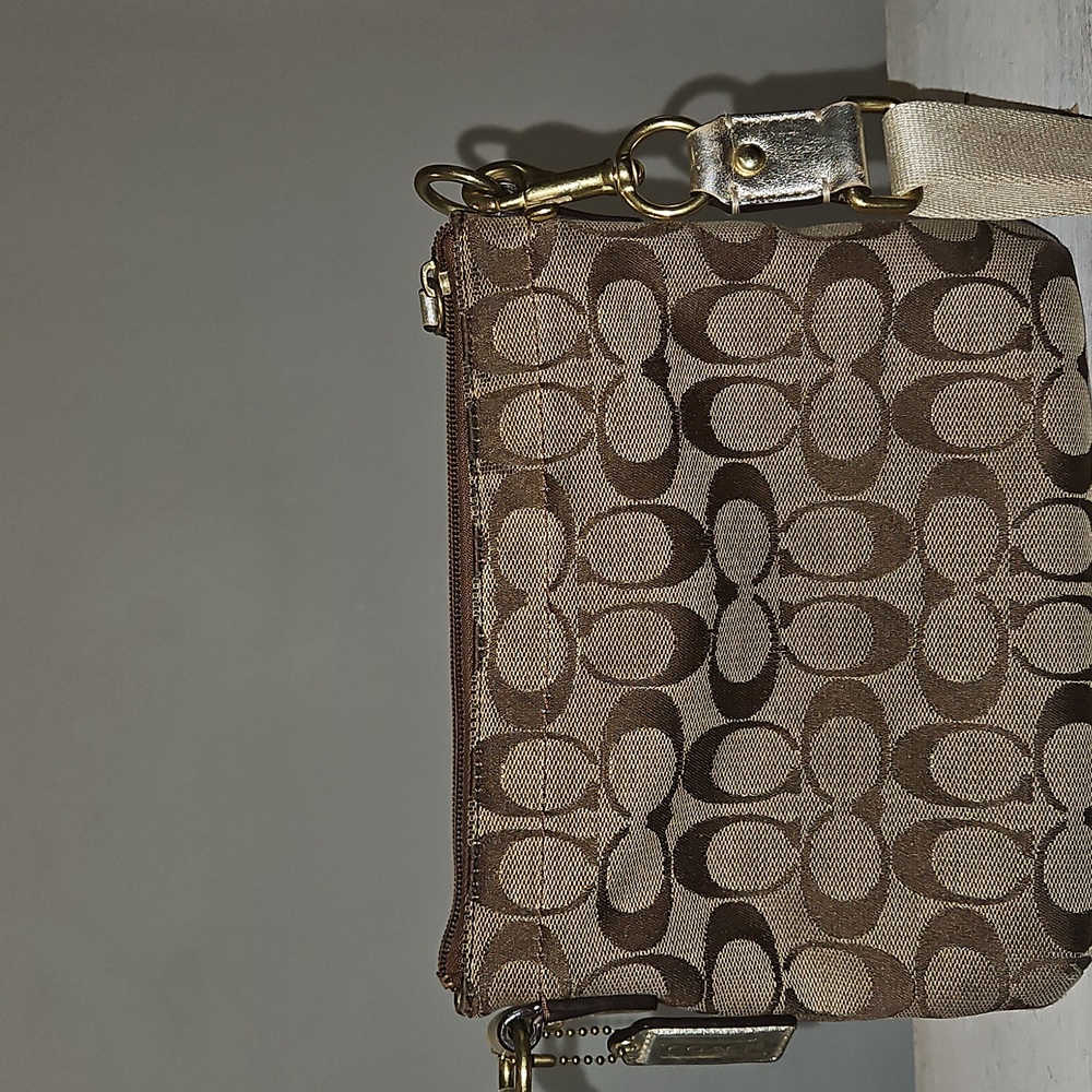 Coach Penelope Signature Jacquard Turnlock Pocket Swingpack Crossbody Bag - Picture 6 of 11